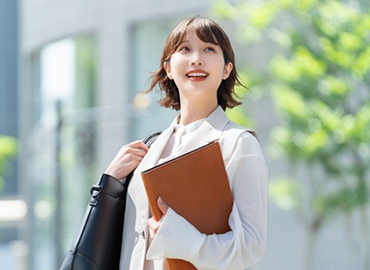 【英語を使った仕事の魅力】成功への鍵と高収入を目指すコツ